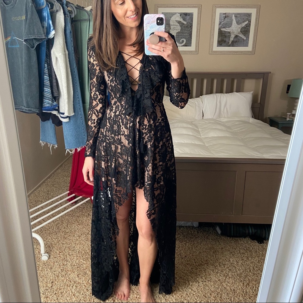 Do + Be hi-lo long sleeve lace dress